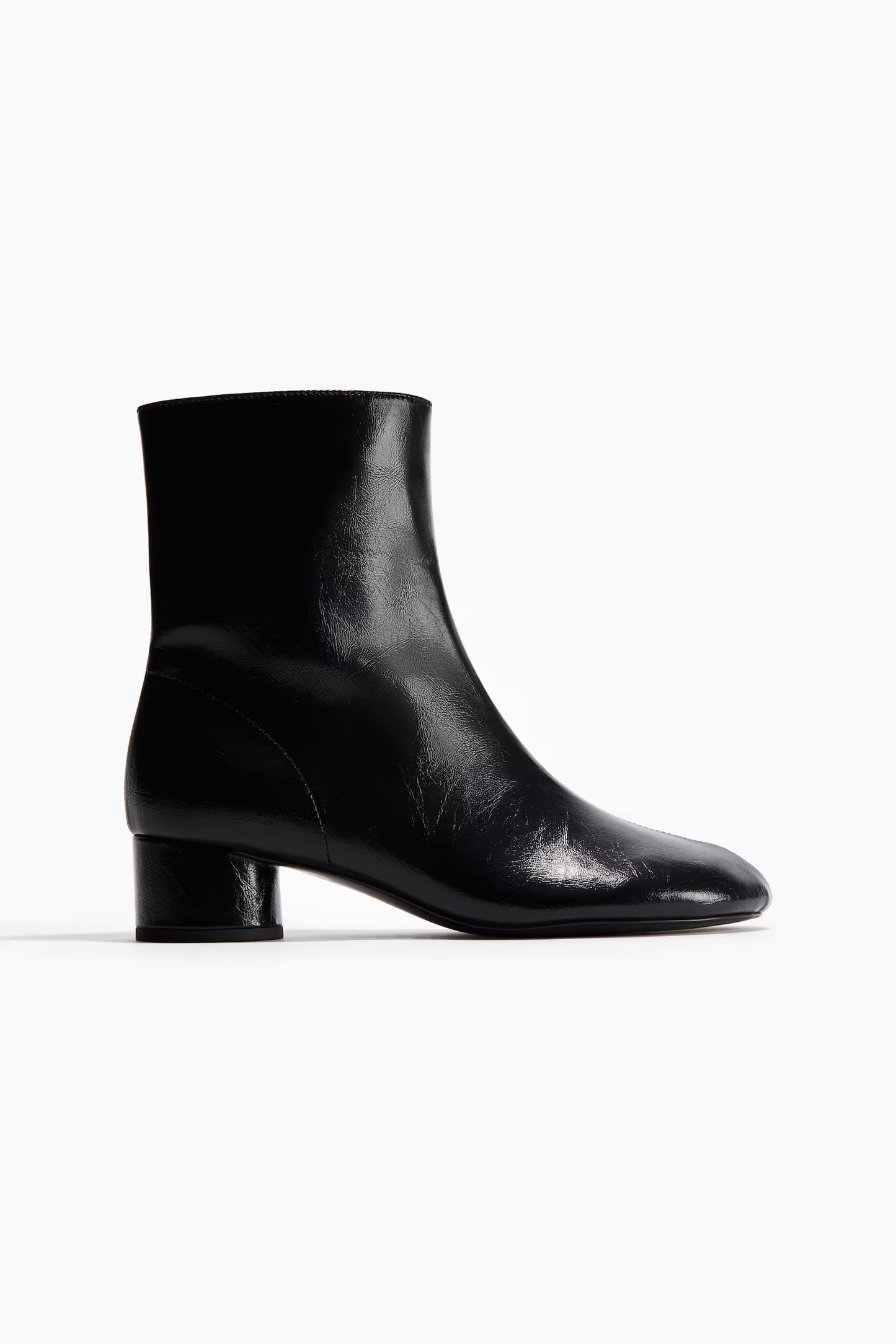 BOTINES