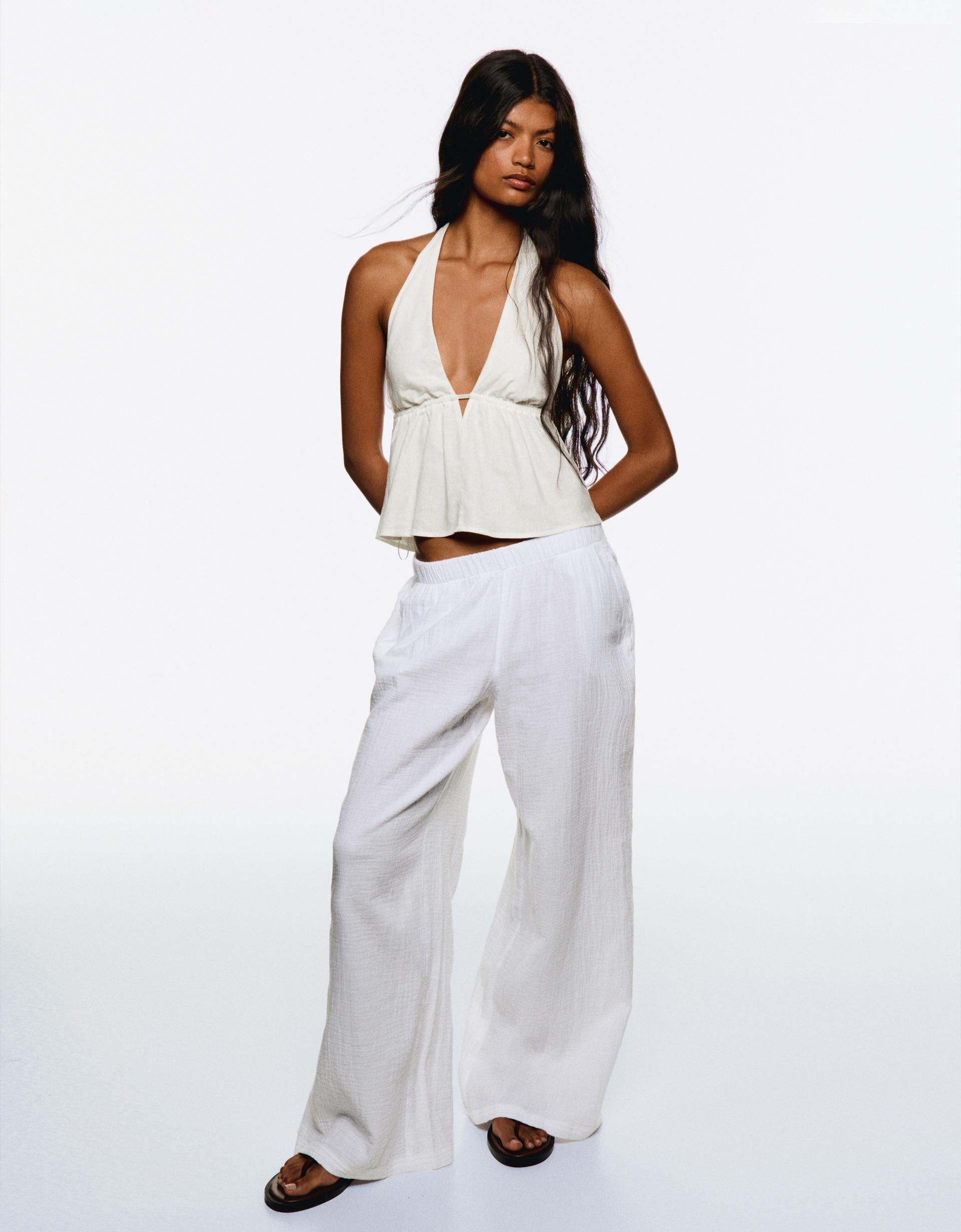 Top halter con lino - Bershka