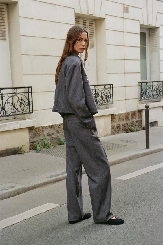 CONJUNTO CHAQUETA BOLSILLOS / PANTALON RECTO ESPIGA