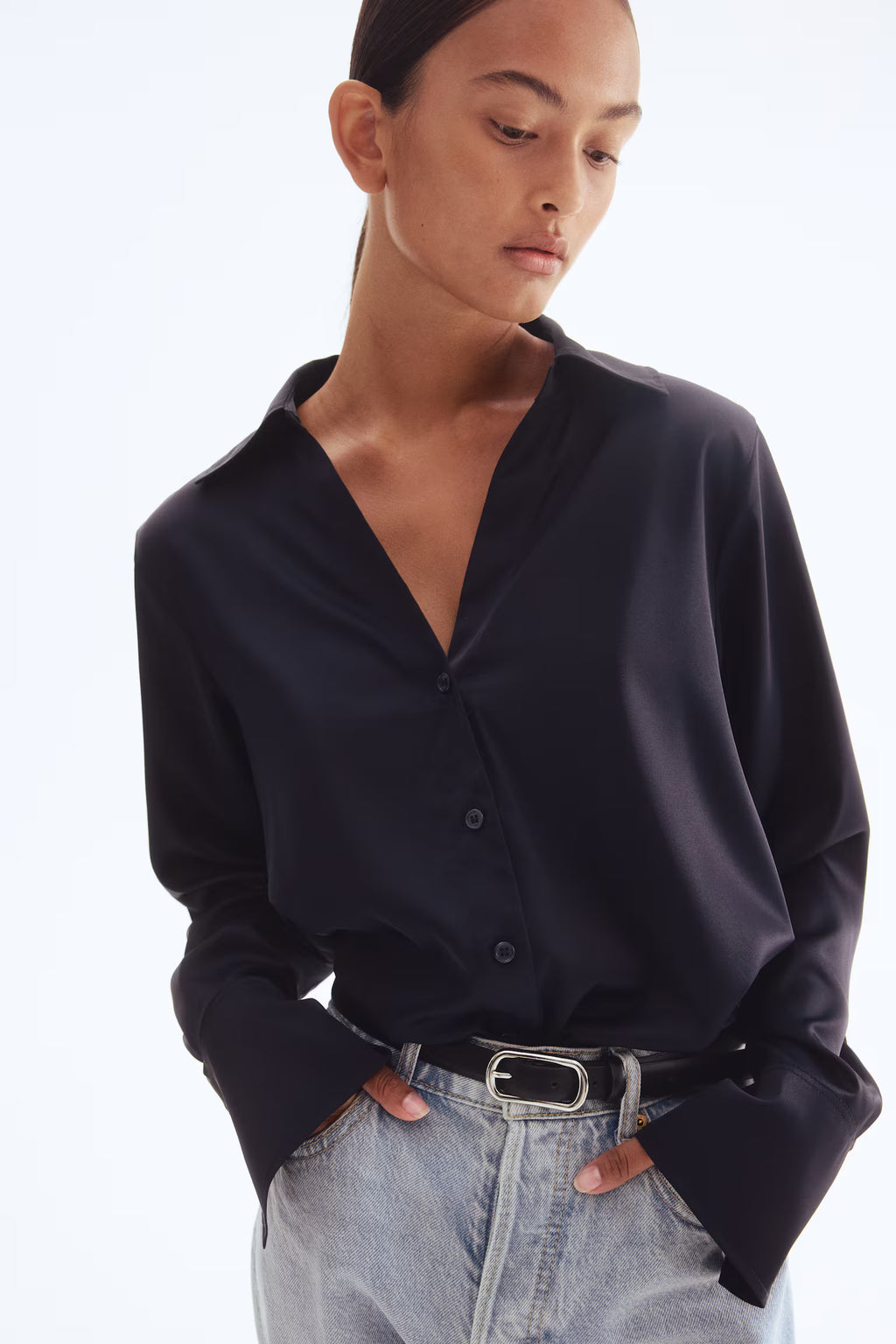V-neck blouse - H&M